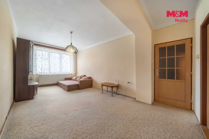 Prodej bytu 2+1, Hrádek - Nová Huť, 1. máje, 56 m2