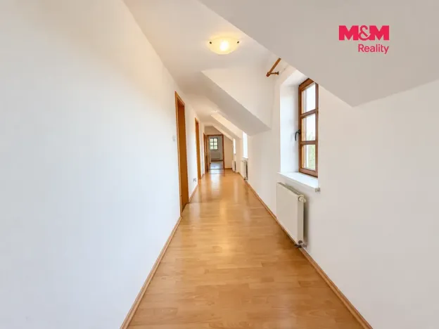 Pronájem bytu 4+1, Zlatá, 152 m2