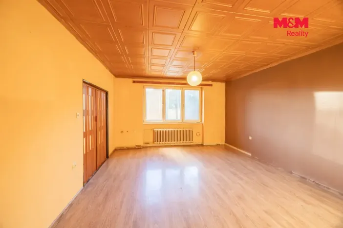 Prodej bytu 3+1, Nýrsko, Klatovská, 88 m2