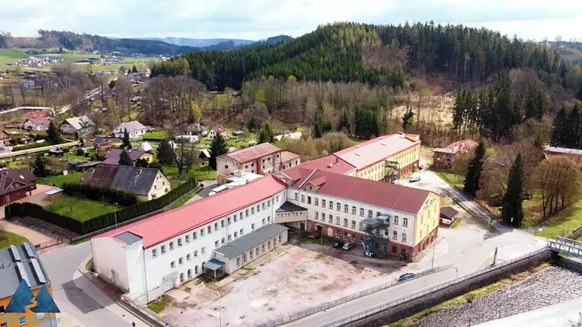 Pronájem skladu, Trutnov, Tovární, 637 m2