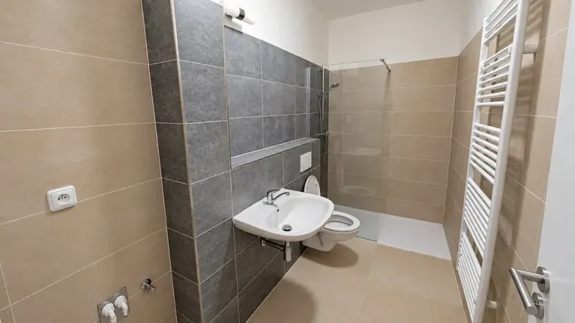 Pronájem bytu 2+kk, Holasice, Brněnská, 35 m2