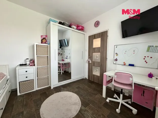 Prodej bytu 3+1, Postoloprty, Jiráskovo náměstí, 67 m2