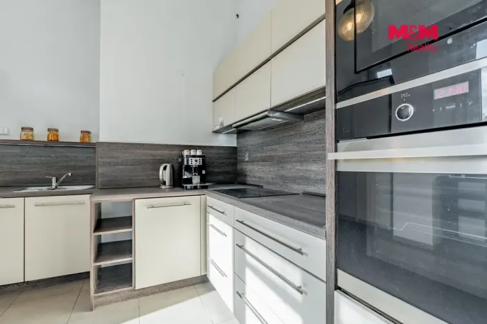 Prodej bytu 3+1, Český Těšín, Štefánikova, 111 m2