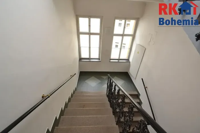 Pronájem bytu 2+kk, Praha - Nové Město, V tůních, 60 m2