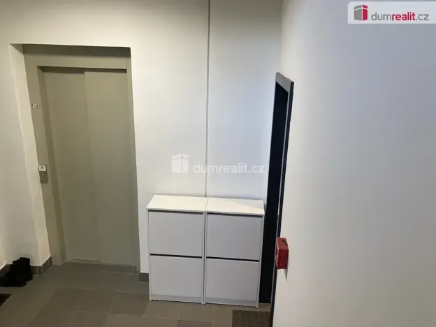 Pronájem bytu 2+kk, Plzeň, Na Roháči, 64 m2