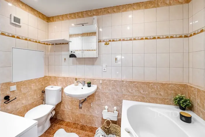 Prodej bytu 3+1, České Budějovice, A. Trägera, 63 m2