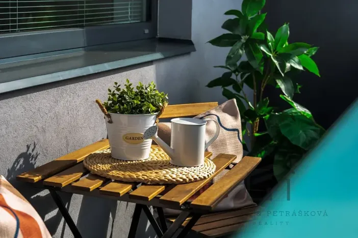 Prodej bytu 1+kk, Praha - Černý Most, Cukrova, 30 m2