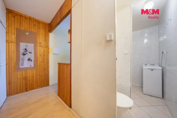 Prodej bytu 3+1, Chodov, Poděbradova, 58 m2
