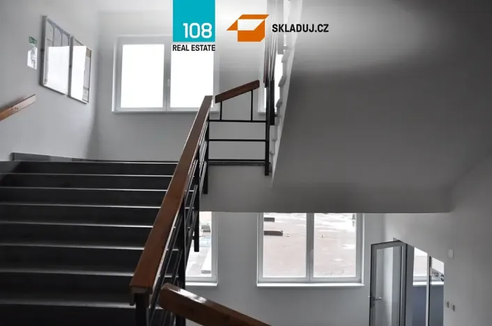 Pronájem skladu, Chomutov, 1300 m2