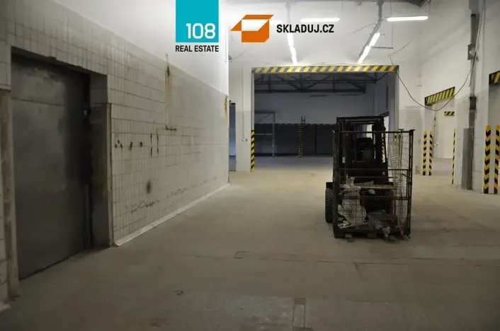 Pronájem skladu, Chomutov, 1300 m2