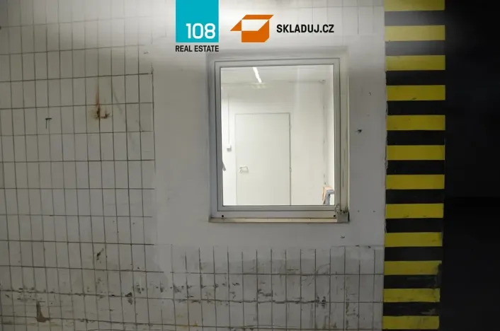 Pronájem skladu, Chomutov, 1300 m2