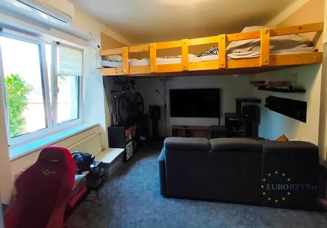 Pronájem bytu 2+1, Praha - Podolí, Na vrstvách, 70 m2