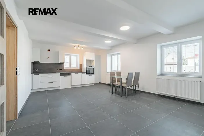 Pronájem rodinného domu, Horní Lukavice, 173 m2