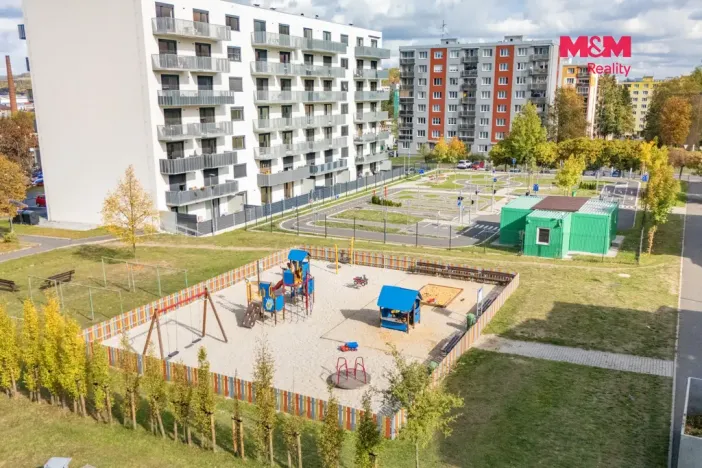 Prodej bytu 3+1, Klatovy - Klatovy III, Pod Hůrkou, 63 m2