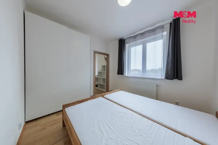 Prodej bytu 2+kk, Nová Role, Svobodova, 39 m2