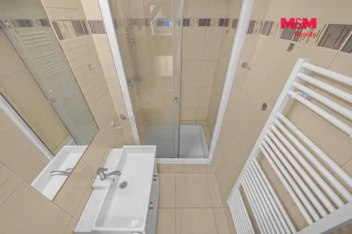 Pronájem bytu 1+kk, Praha - Libeň, Nad Kolčavkou, 28 m2