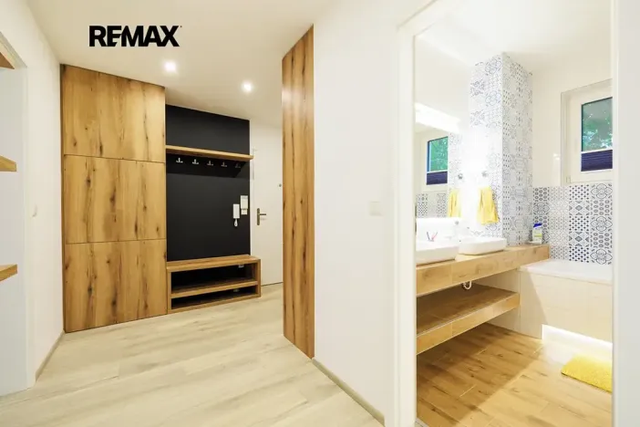 Prodej bytu 3+kk, Hronov, Husova, 71 m2