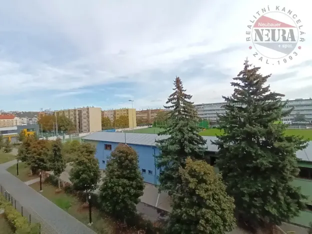 Pronájem bytu 2+kk, Praha - Holešovice, U průhonu, 47 m2