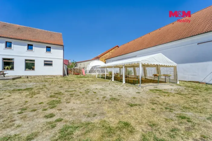 Prodej ubytování, Pňovany, 450 m2