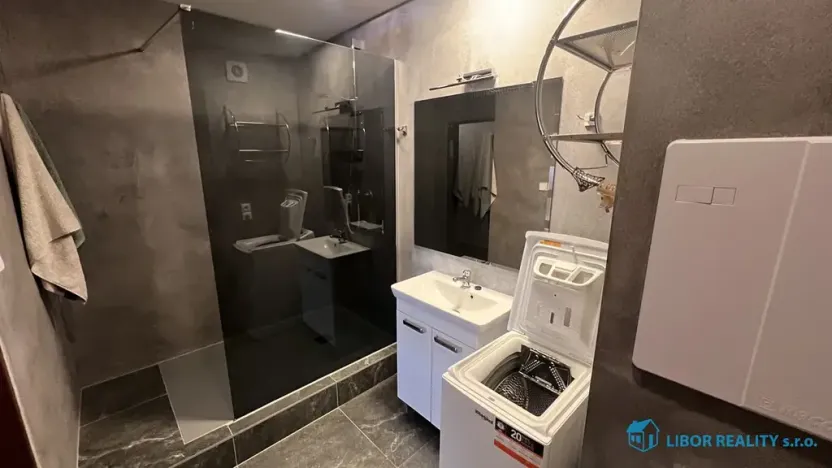 Prodej bytu 3+1, Frýdek-Místek, K Hájku, 72 m2