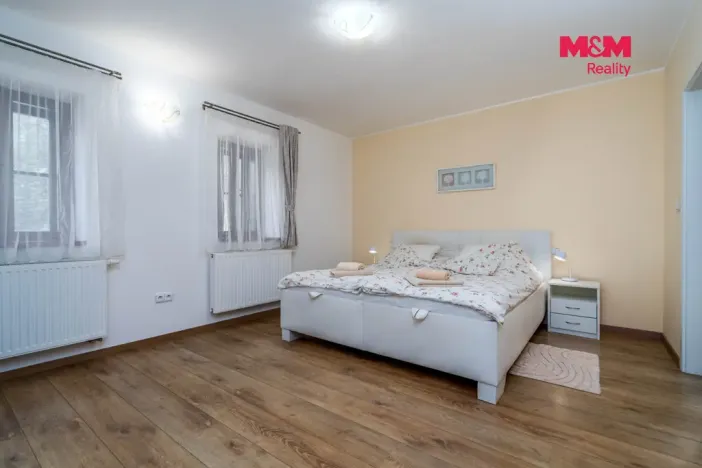 Prodej rodinného domu, Dubá - Bukovec, 325 m2
