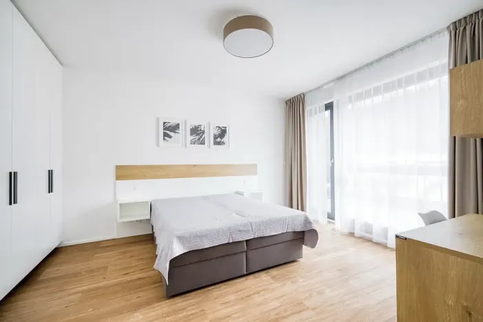 Pronájem bytu 3+kk, Praha - Karlín, Pernerova, 67 m2