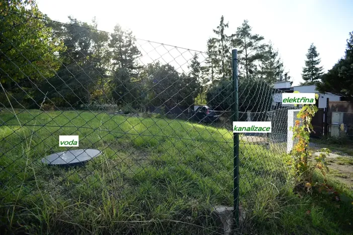 Prodej pozemku pro bydlení, Větrušice, Úzká, 810 m2