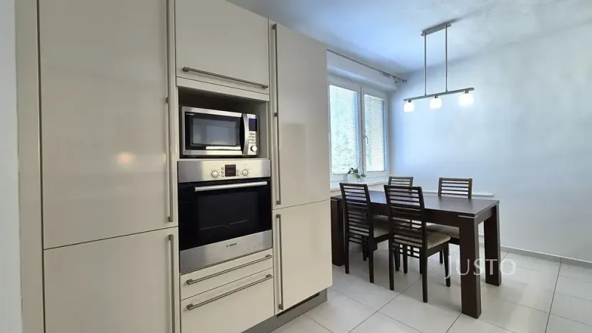 Pronájem bytu 3+1, Písek, Ouzká, 79 m2