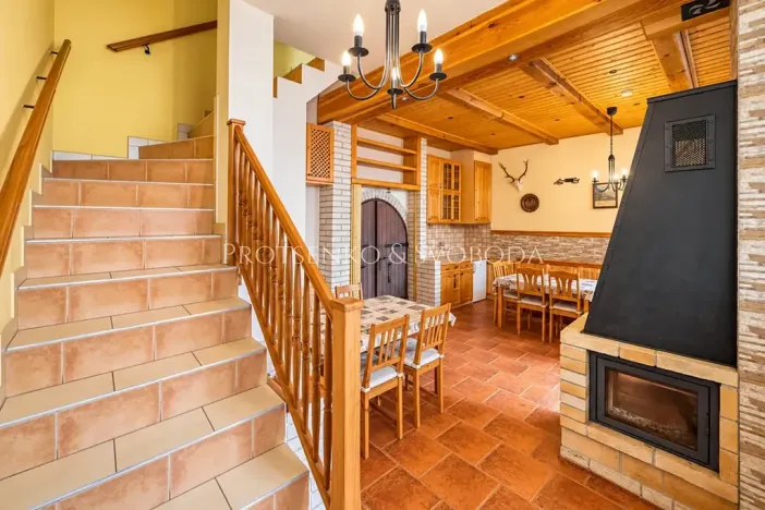 Prodej ubytování, Strachotín, Sklepní, 285 m2