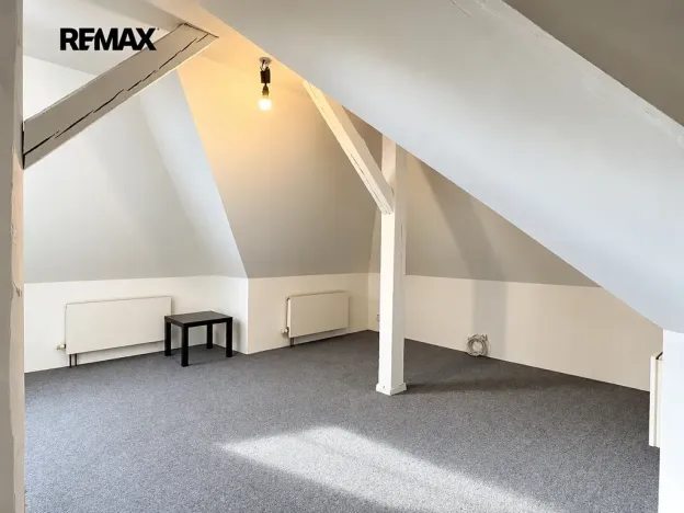 Pronájem bytu 2+kk, Praha - Vinohrady, Hradešínská, 65 m2