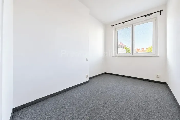 Pronájem bytu 2+kk, Praha - Nusle, Zdaru, 38 m2