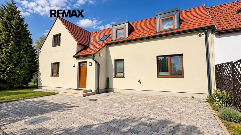 Pronájem rodinného domu, Černolice, K rybníku, 150 m2