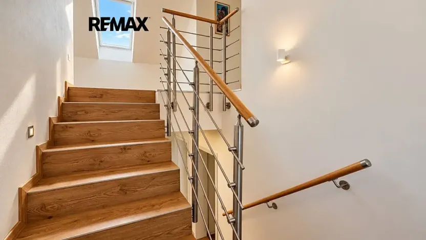 Pronájem rodinného domu, Černolice, K rybníku, 150 m2
