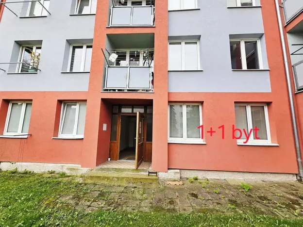 Pronájem bytu 1+1, Litoměřice, Michalovická, 35 m2