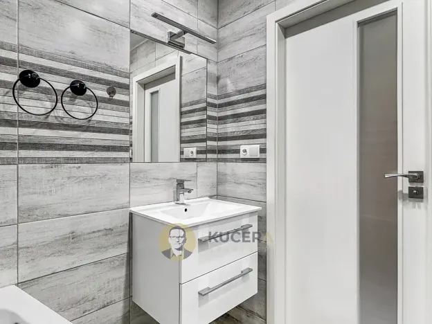 Pronájem bytu 2+kk, Neratovice, 28. října, 47 m2
