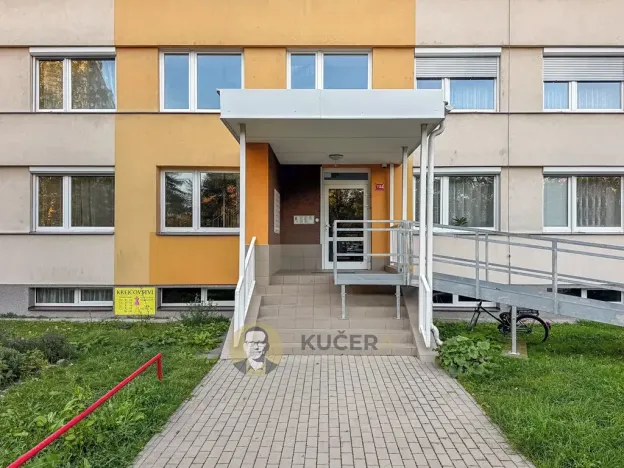 Pronájem bytu 2+kk, Neratovice, 28. října, 47 m2