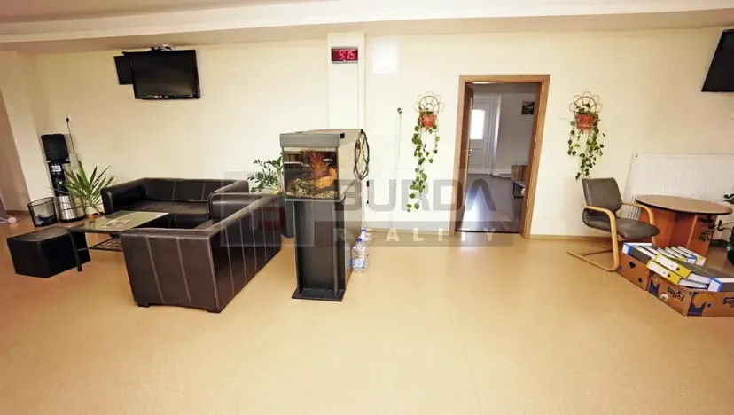 Pronájem komerční nemovitosti, Kojetice, 74 m2