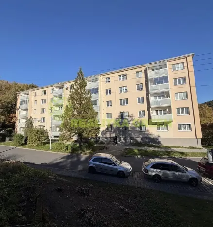 Prodej bytu 2+1, Vsetín, Luh, 53 m2