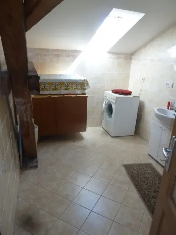 Pronájem bytu 2+1, Rynholec, 120 m2