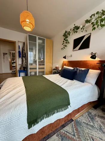 Pronájem bytu 2+kk, Praha - Vinohrady, Velehradská, 48 m2