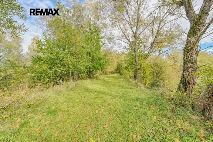 Prodej rybníku, Kožlany, 2200 m2