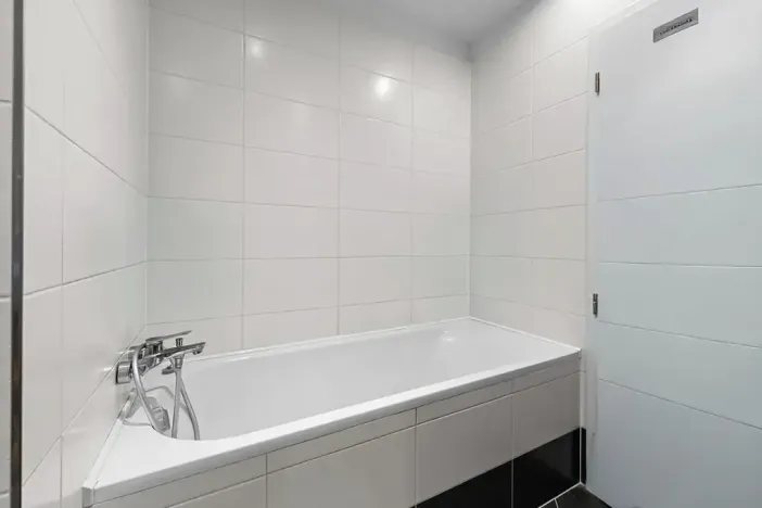 Prodej bytu 2+kk, Praha - Letňany, Hlučkova, 80 m2