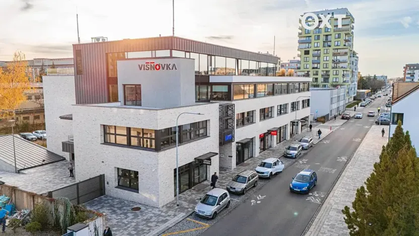 Pronájem obchodního prostoru, Pardubice, Na Spravedlnosti, 110 m2