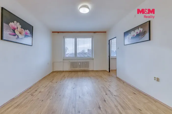 Pronájem bytu 1+1, Pardubice, Štrossova, 38 m2