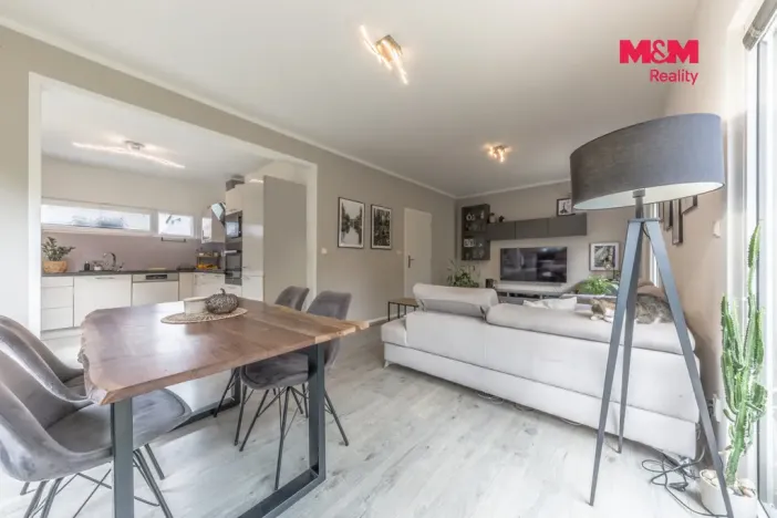 Prodej rodinného domu, Polerady, 96 m2