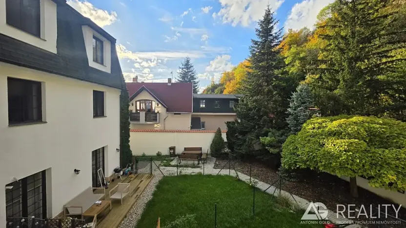 Prodej bytu 3+kk, Praha - Hlubočepy, Pod Žvahovem, 88 m2