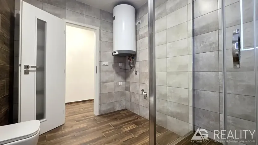 Prodej bytu 3+kk, Praha - Hlubočepy, Pod Žvahovem, 88 m2