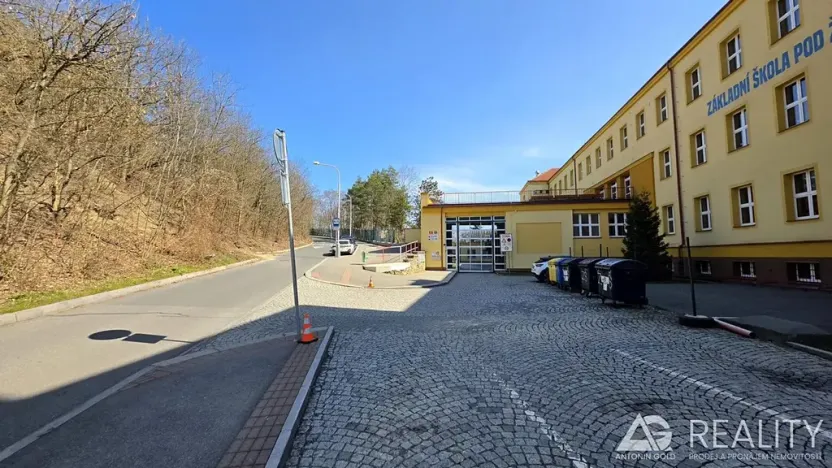 Prodej bytu 3+kk, Praha - Hlubočepy, Pod Žvahovem, 88 m2
