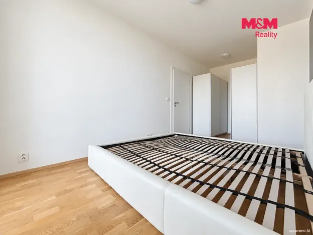 Pronájem bytu 2+kk, Praha - Modřany, Zlochova, 51 m2