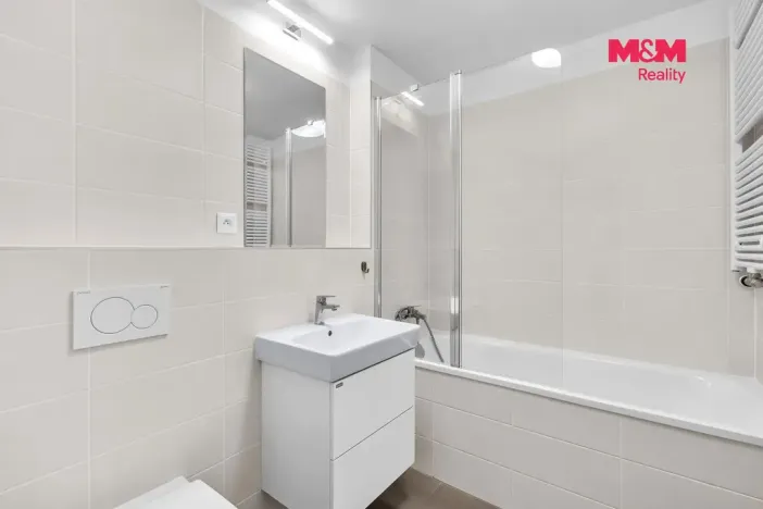Pronájem bytu 2+kk, Chrudim - Chrudim IV, Luhanova, 50 m2